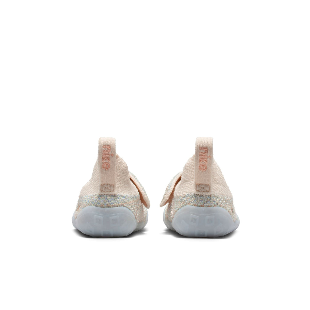 Girls' Nike Toddler Swoosh 1