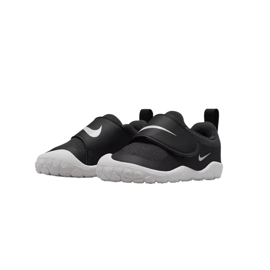 Nike Swoosh 1 Essential